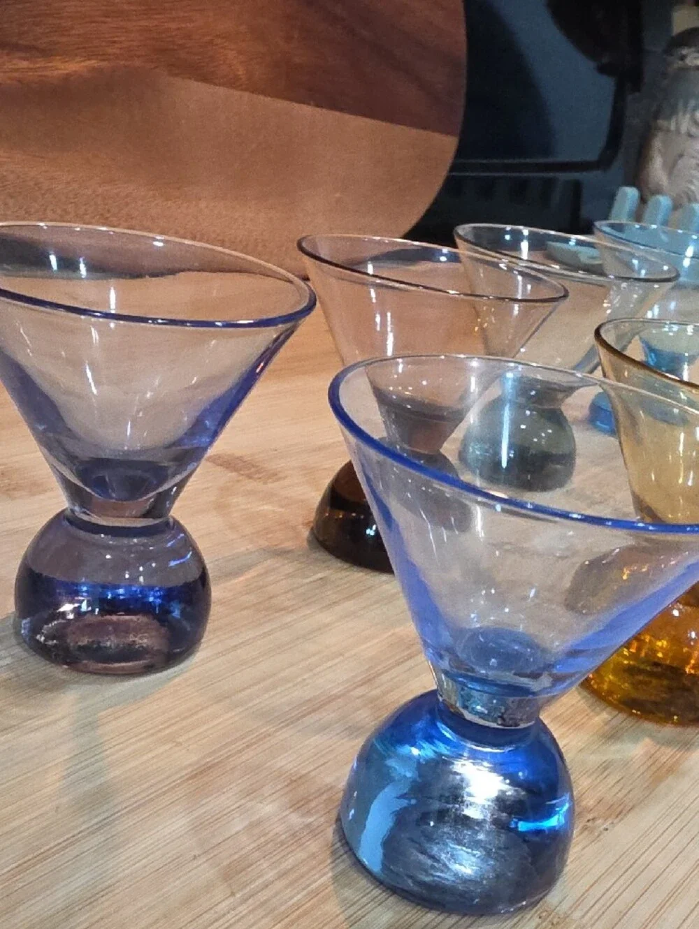 💃Vintage Colored Glass Mini Martini Shot Glass Set - Of 8 Multicolor